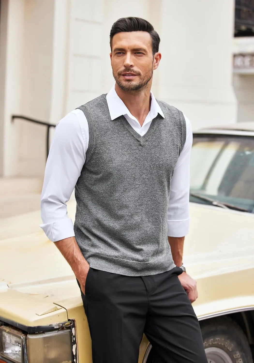 COOFANDY Men's Sleeveless Sweater Vest Lightweight V-Neck Cotton Vest Pullover