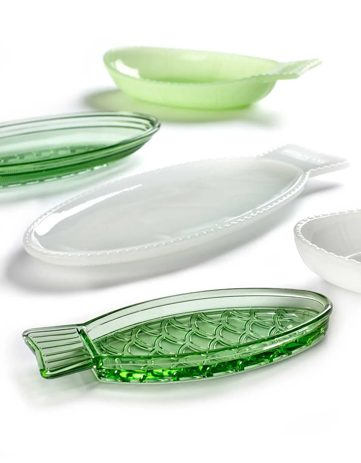 Fish Shaped Plates Available in 2 Styles